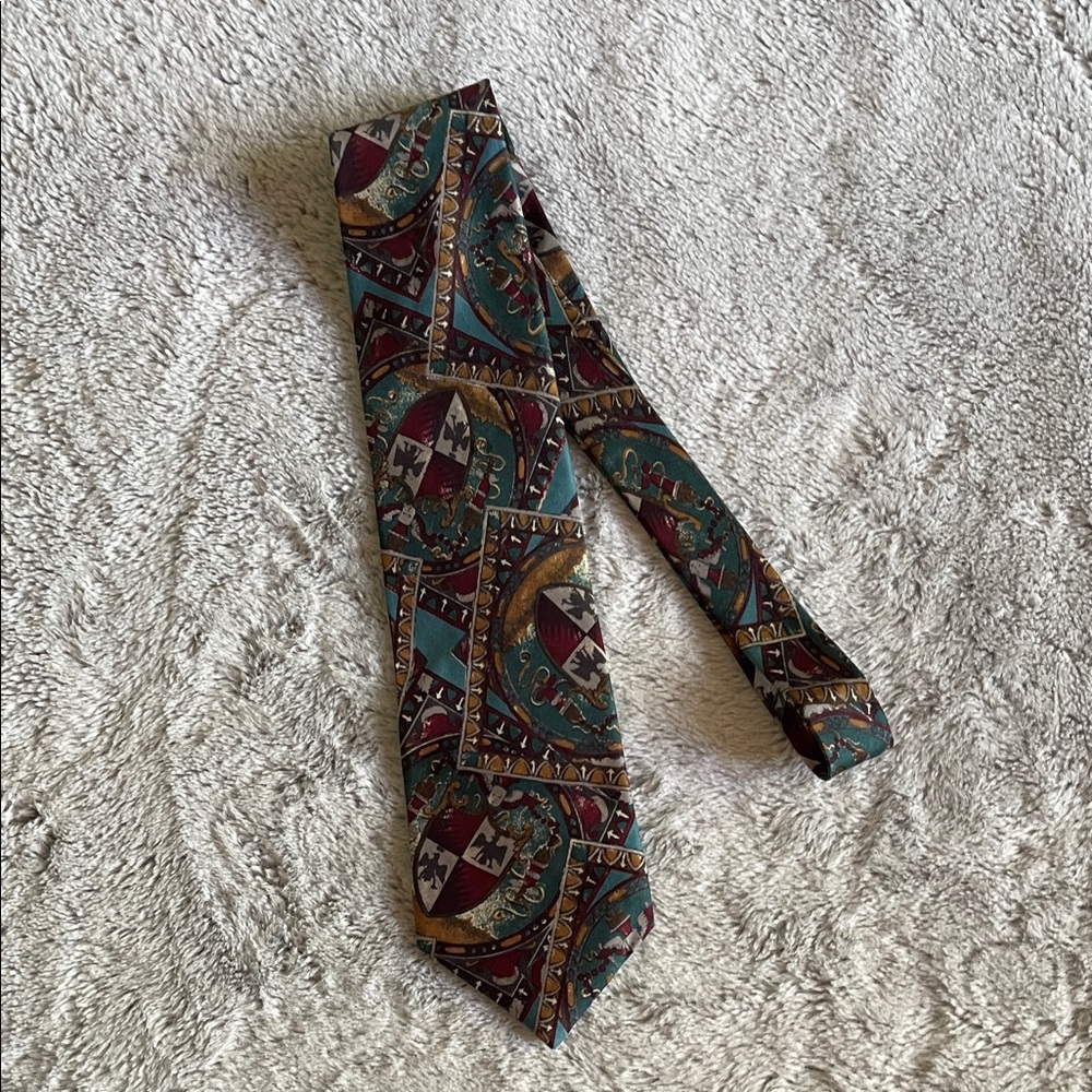 JTBeckett Crested Patterned Tie - Multicolor